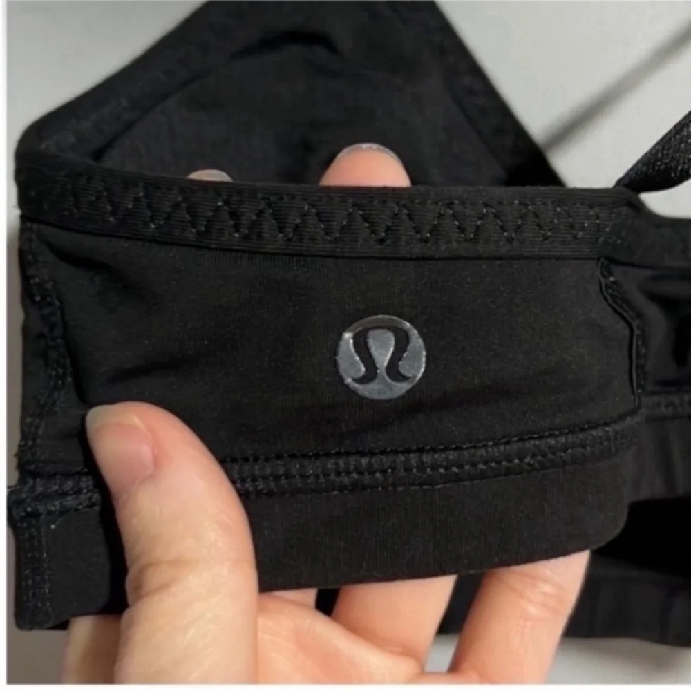 Lululemon Black Rehearsal Bra - Picture 5 of 5